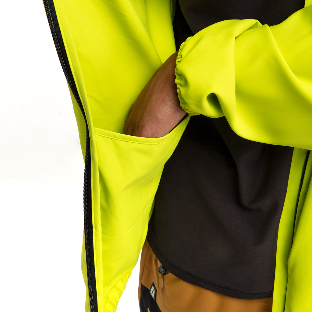 Forum tech hoodie module inside pocket right in forum green.